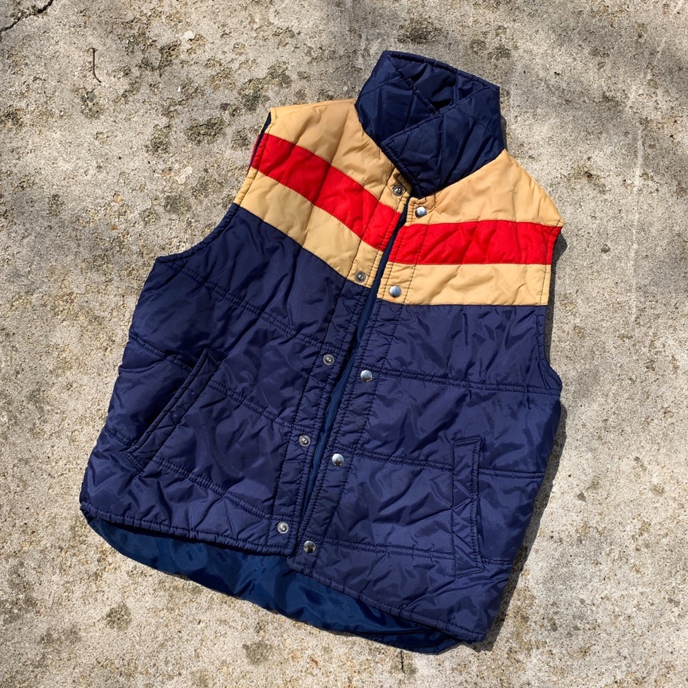 SIGALLO PUFFER VEST 70s VIBES BLUE RED TAN STRIPES